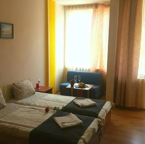 Family Solar Отель