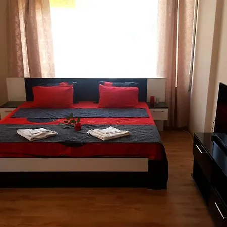 Family Solar فندق *