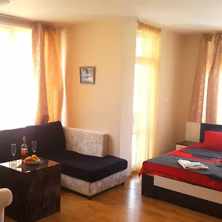 Family Solar ساني بيتش