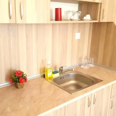 Family Solar ساني بيتش