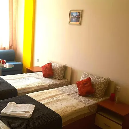 فندق Family Solar