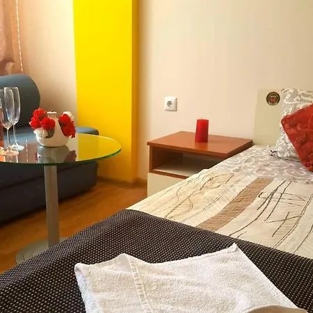 Family Solar فندق